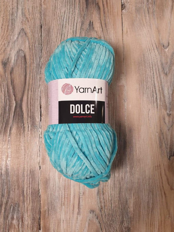 Yarn Art - Dolce 746