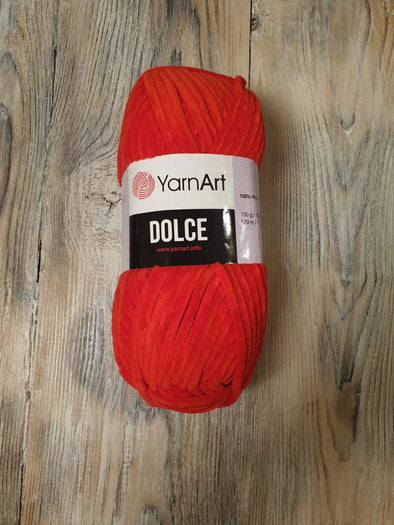Yarn Art - Dolce 748